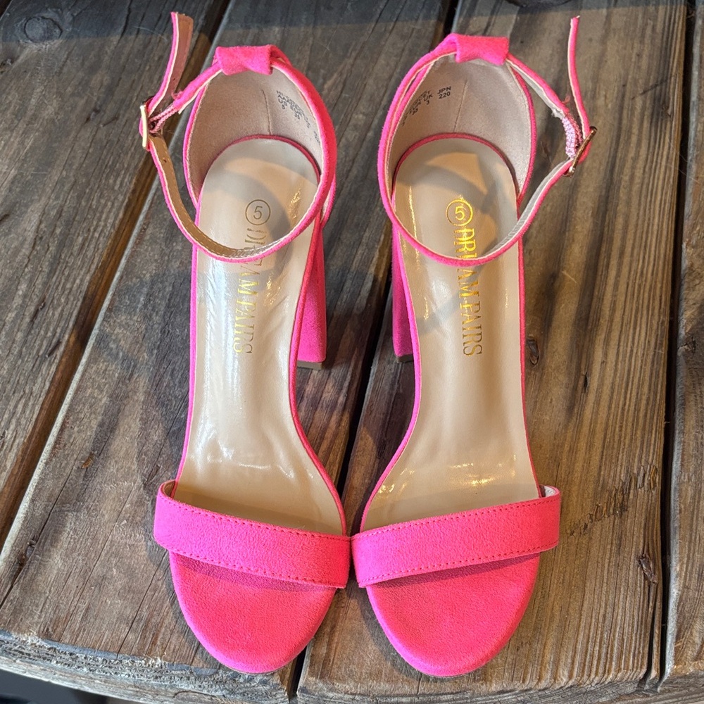 Dream Pairs heels